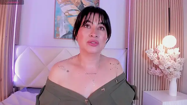 Scarlett_Milleern Webbikameraesitys