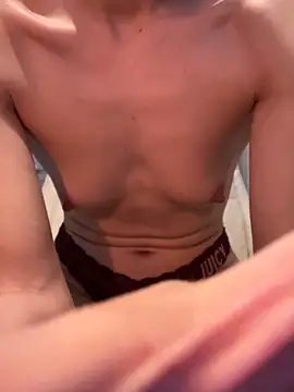 Pokazy przed kamerką – jade_369