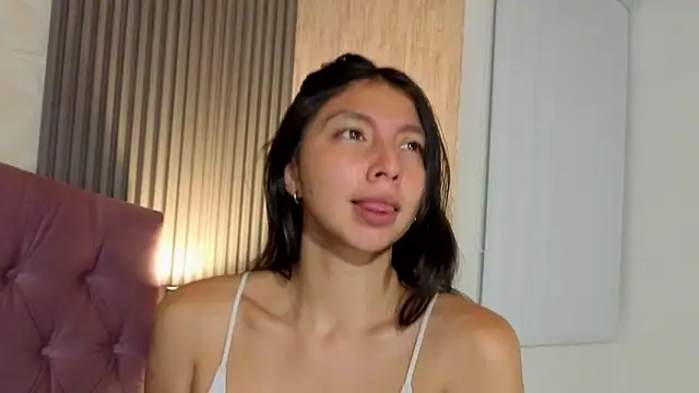 kendall_saenz Adlı Modelin Canlı XXX Sohbeti