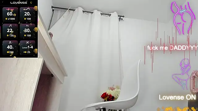 esmeraldamfc: онлайн-секс-чат