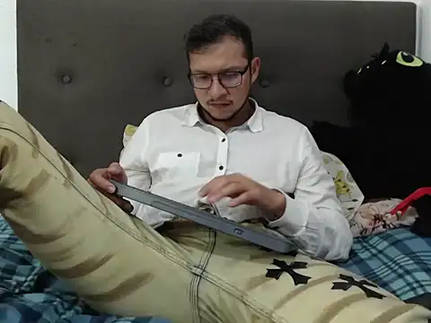 andy_loverxx 在線直播表演