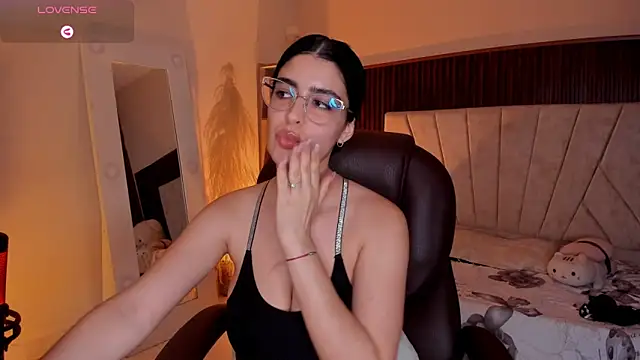 _Niah_n Live XXX chat