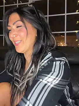 LittleMissEeven Live XXX chat