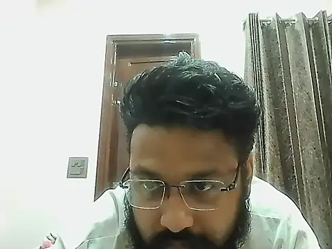 Dollseye 现场XXX聊天