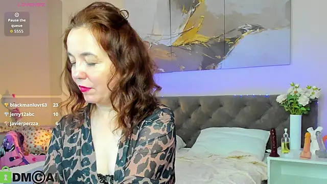 Kira_Adler: онлайн-секс-чат