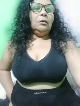 Amarantha25 Adlı Modelin Canlı XXX Sohbeti