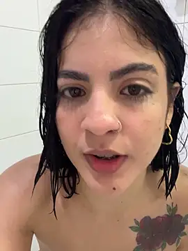 XXX chat uživo modela Emy__