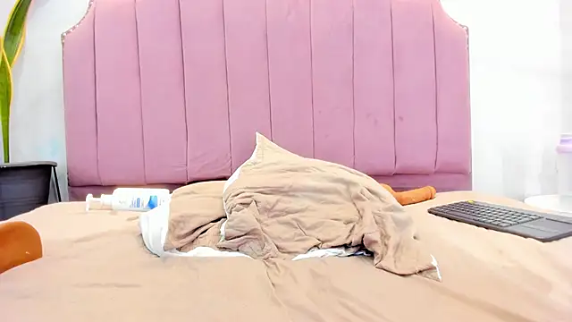 bianca_angel_'s Webcam Show