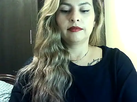 Czat XXX na żywo – Valery__Rouse_