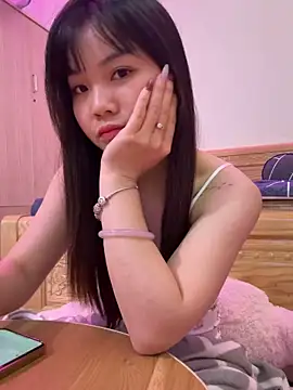 ___KARA___ Show Webcam