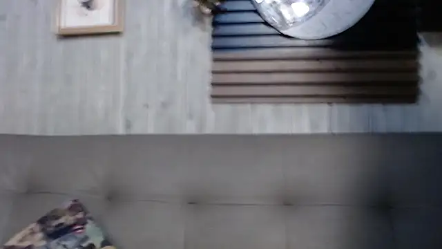 Layla_707 Chat XXX in diretta