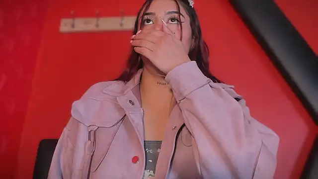 Monttserratt's Live XXX Chat