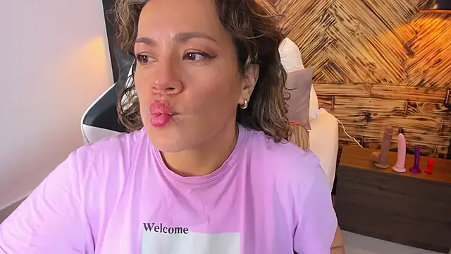 دردشة gipsela_gomez الجنسية المباشرة