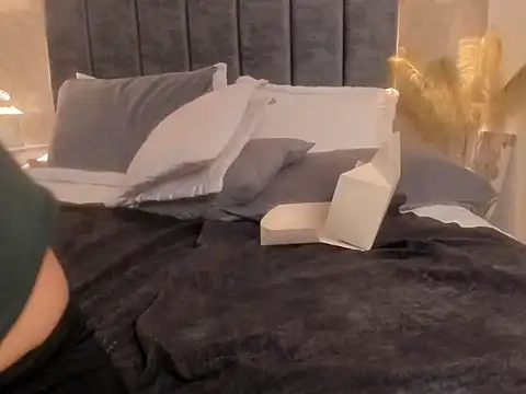 Chat +18 de Lunaa_bellaa ao vivo