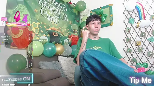 LiamBrown09's Live XXX Chat