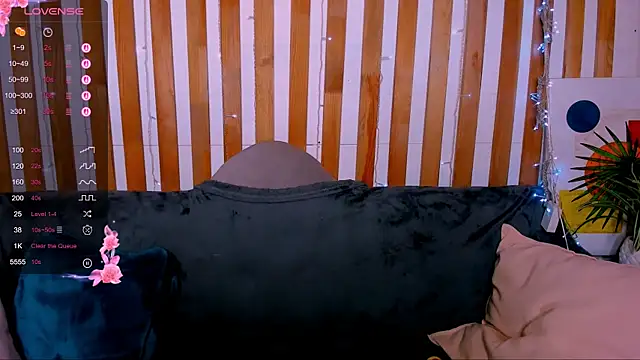 Živý XXX chat Emily_Tylerr