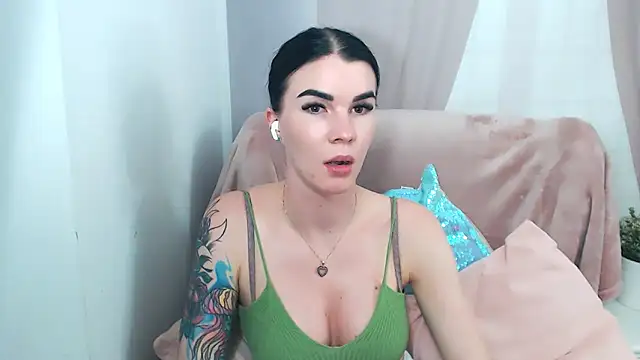 دردشة SofiiaBeauty الجنسية المباشرة