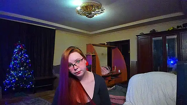 JustFoxyee's Live XXX Chat