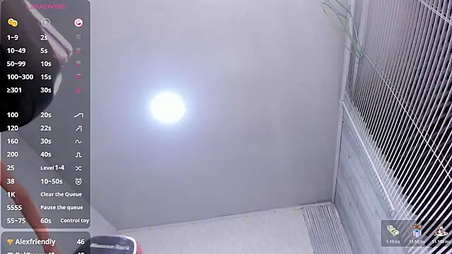 Brizza_H033: απευθείας συνομιλία ΧΧΧ