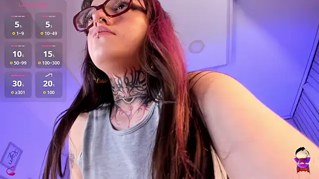 Chat +18 de agata_volkov ao vivo