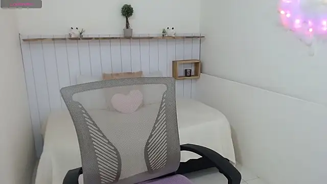 Mona_Mistic's Live XXX Chat