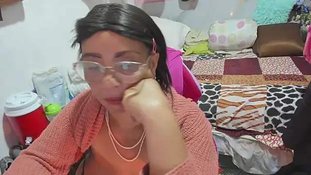 Mrs_mommy_ Live XXX-Chat