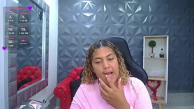 Cristal_Warn Live XXX chat