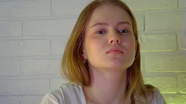 แชท XXX สดของ SelinSwarovski