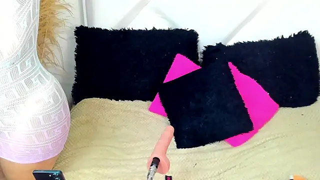 Pokazy przed kamerką – ScarlethNatasha