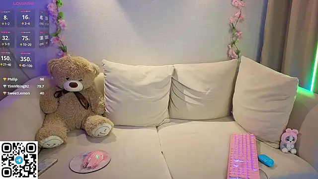 Anadeyaaa's Live XXX Chat