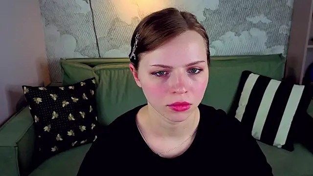 LesleySky 即時 XXX 聊天