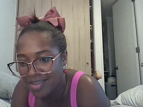 Guama33's Live XXX Chat