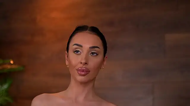 KairaAndrews 라이브 XXX 채팅