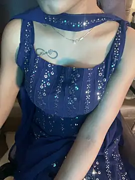 its_ur_flora's Live XXX Chat