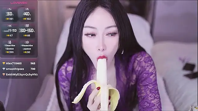 Oliviari-'s Webcam Show