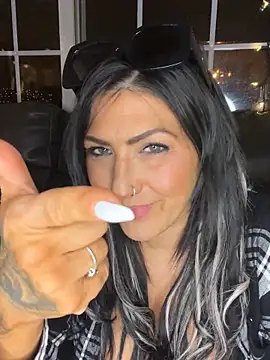 Show de LittleMissEeve na webcam