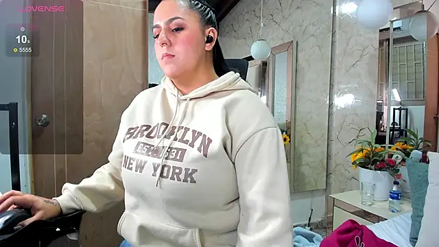 Czat XXX na żywo – katleya_lewiis