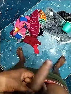 Daddyishere_19 Adlı Modelin Canlı XXX Sohbeti