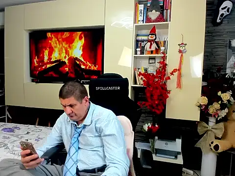 SpartacusDaddy48 Webcam Show