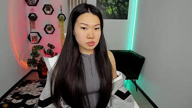 Chatroom XXX en direct de LunaPurrr