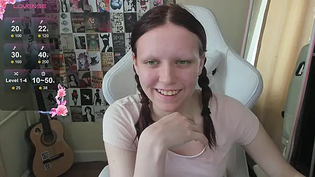 NikolFlostt 现场XXX聊天