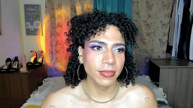 Angel_White25 – Naživo XXX chat