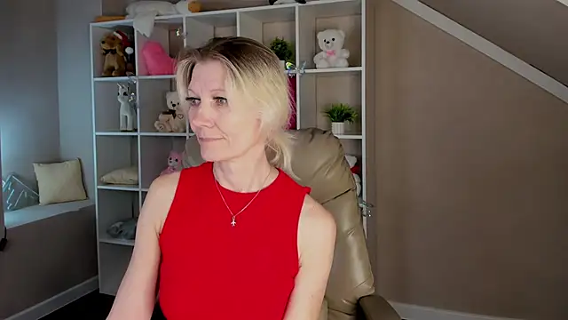 Julie_Lucas Live XXX Chat