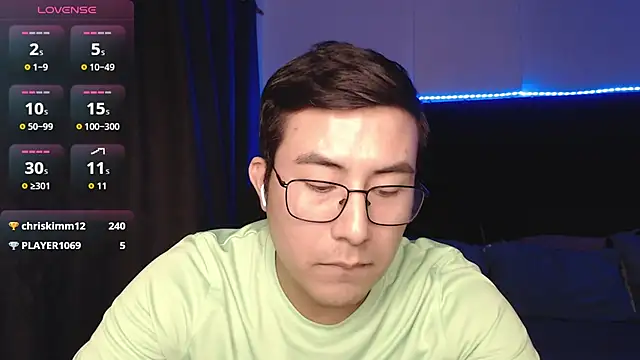 andrewmhilton_'s Live XXX Chat