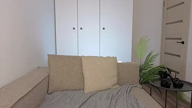 snowy_queen 即時 XXX 聊天