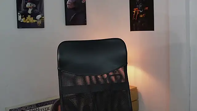 Hazzan_Velez Live XXX-Chat