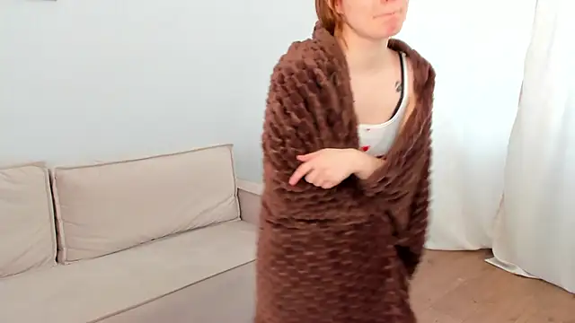 Julia_Anis লাইভ XXX চ্যাট