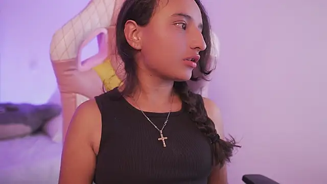 _emily_jonexs Live XXX-Chat