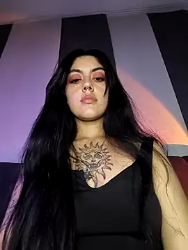 Mazikeen-- Live XXX Chat