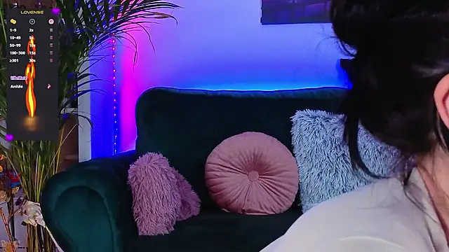 Онлайн чат XXX Avery--